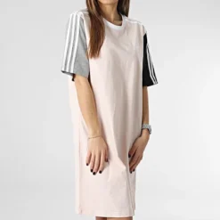 Adidas Sportswear Robe Tee Shirt Femme 3 Stripes IC1462 Rose -Promos Sublisane Magasin adidas 354290 IC1462 20230126T155014 05