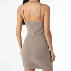 Calvin Klein Robe Femme Halter 0752 Marron -Promos Sublisane Magasin calvin klein 361633 J20J220752 PE5 20230414T144849 04