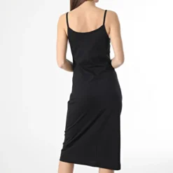 Champion Robe Femme 116120 Noir -Promos Sublisane Magasin champion 355686 116120 KK001 20230208T154412 04