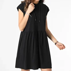 Noisy May Robe Capuche Femme Kerry Noir -Promos Sublisane Magasin noisy may 308653 27020283 BLACK 20220325T132648 03