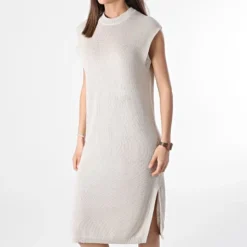 ONLY Robe Pull Molly Beige 8 ONLY Robe Pull Molly Beige -Promos Sublisane Magasin only 303564 15246238 MOONBEAM W MEL 20220225T135517 03