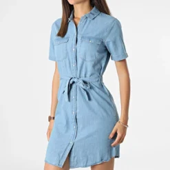 ONLY Robe Jean Manches Courtes Femme Bella Bleu Wash -Promos Sublisane Magasin only 319481 15231238 LIGHT BLUE DENIM 20220518T150356 03