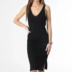 ONLY Robe Pull Femme Lina Noir 8 ONLY Robe Pull Femme Lina Noir -Promos Sublisane Magasin only 357049 15286410 BLACK 20230208T154355 03