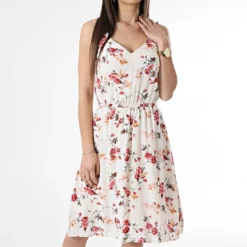 ONLY Robe Femme Floral Karmen Life Beige -Promos Sublisane Magasin only 365895 15157655 CREME BRULEE ROSE FLOWER 20230329T155559 03