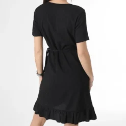 Vero Moda Robe Femme Haya Noir 9 Vero Moda Robe Femme Haya Noir -Promos Sublisane Magasin vero moda 360559 10265446 BLACK 20230303T142815 04