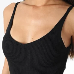 Vero Moda Robe Femme Gold Noir 7 Vero Moda Robe Femme Gold Noir -Promos Sublisane Magasin vero moda 365985 10284626 BLACK 20230414T144939 02