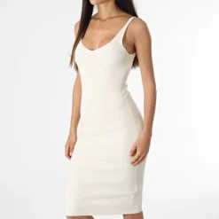 Vero Moda Robe Femme Gold Beige -Promos Sublisane Magasin vero moda 365986 10284626 BIRCH 20230414T145724 03