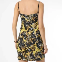 Versace Jeans Couture Robe Femme 74HAHT06-CJ03T Noir Jaune Renaissance Floral -Promos Sublisane Magasin versace jeans couture 350762 74HAO9B6 NS228 G89 20221222T161924 04